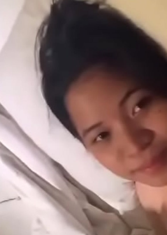 Berdua di kamar hotel 2