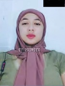 Guru Biologi Menambah Income dengan Live Bugil